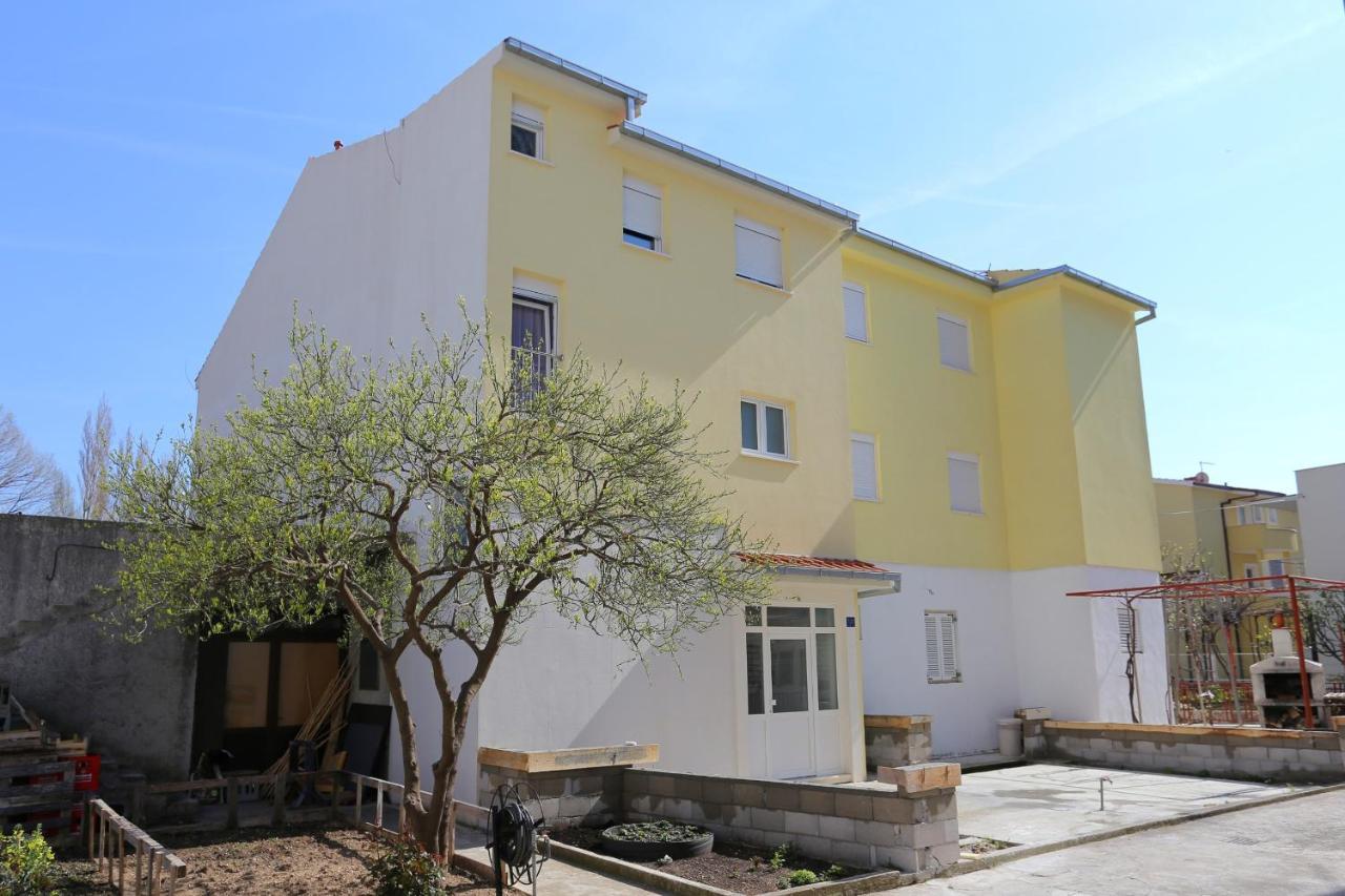 Apartments With A Parking Space Omis - 10362 Eksteriør bilde